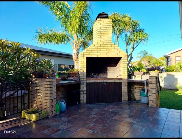 4 BEDROOM HOUSE FOR SALE IN FRAAIUITSIG